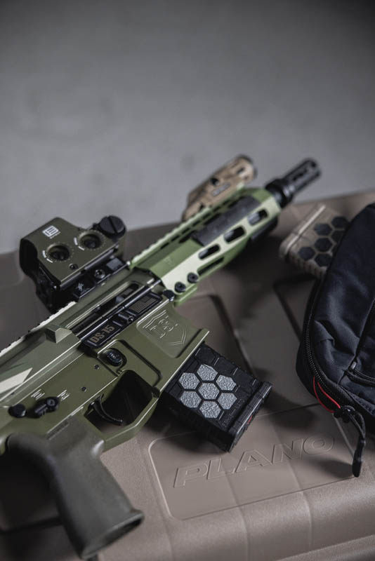 Image of a rifle equipped with the HEXMAG AR-15/M4/M16 Shorty Magazine (20RD)